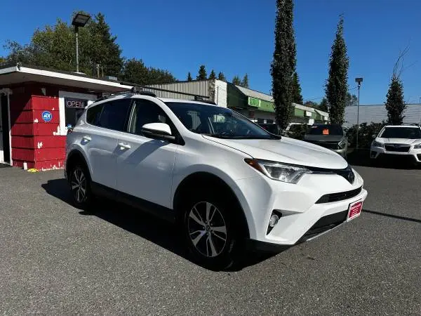 2018 TOYOTA RAV4 XLE AWD