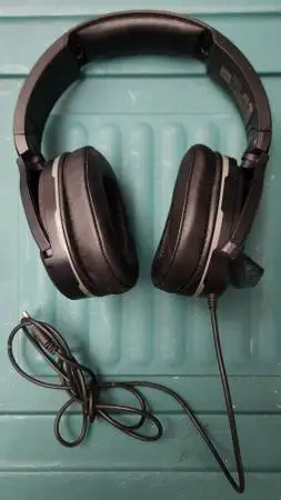 Turtle Beach Ear Force Recon 200