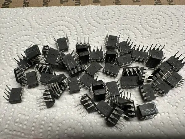 100 PCS NOS National Semiconductor MM5437N Digital Noise Source Obsole