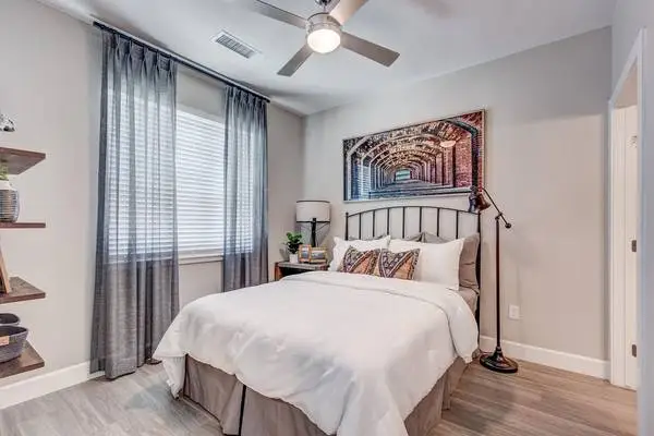 Public Parks Nearby, Marbled Quartz Countertops, 1/BD 1/BA
