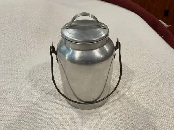 🔴 Milk Can, antique, pure aluminum, pristine condition.💥Reduced !!