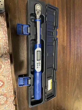 Quinn 3/8” Digital Torque Wrench
