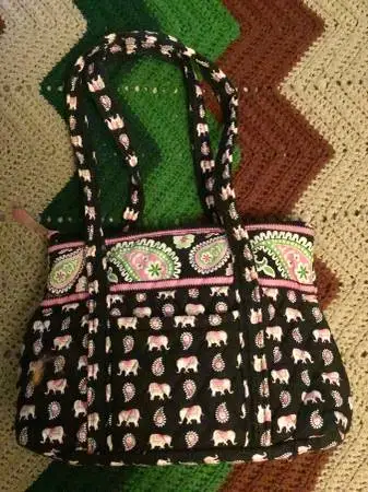 Like New VERA BRADLEY Pink Elephant Bag