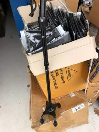 King Pavonini walking cane 4 prong base folding adjustable (NEW)