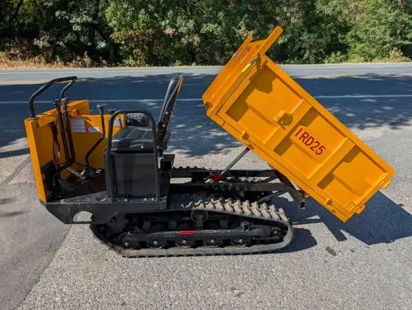 2025 IRD25 CRAWLER DUMPER WITH SEAT