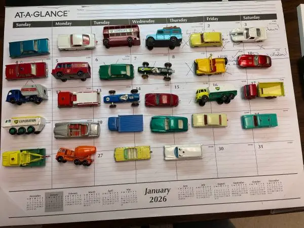 Buying older toys,trains, Hot Wheels,diecast,slot cars,models,etc.
