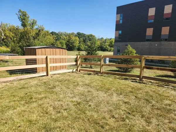 Fence  Privacy fencing