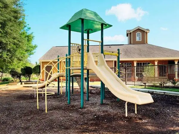 2/BD 2/BA, 24-Hour Fitness Center, Patio/Balcony