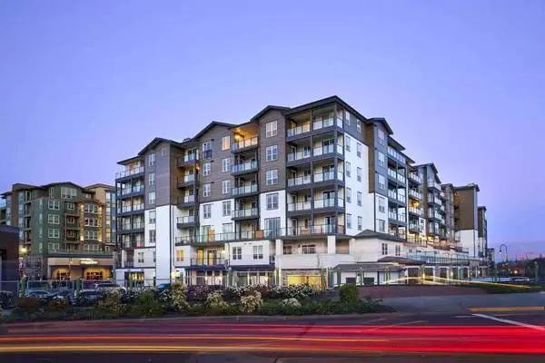 Fall in love with luxury living at its finest! Beautiful 1 BR, 1.5 BA!
