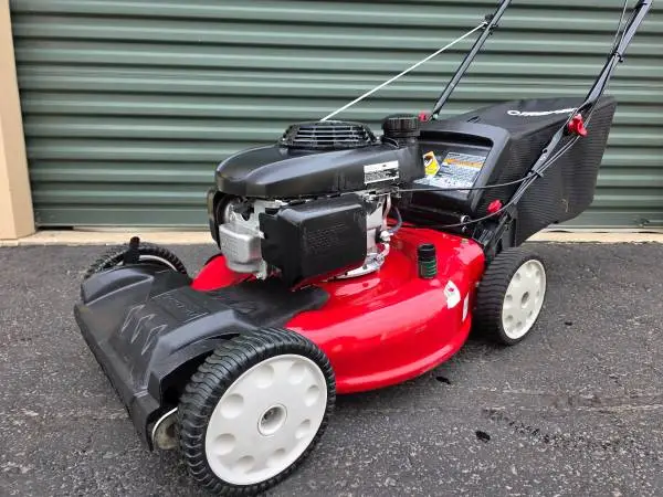 Troy Bilt FWD self propelled lawn mower with HONDA engine