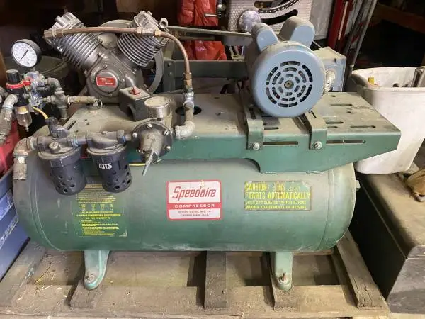 Compressor motor