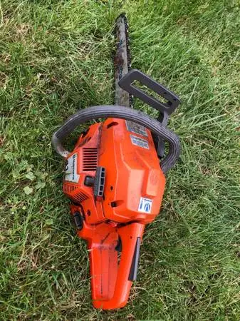 Husqvarna chainsaw 18”bar