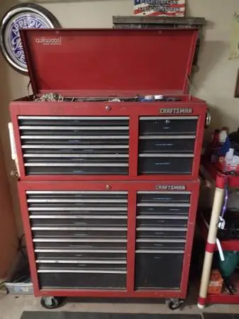 CRAFTSMAN TOOLBOX FULL OF TOOLS (5 Ft. x 3 Ft.)
