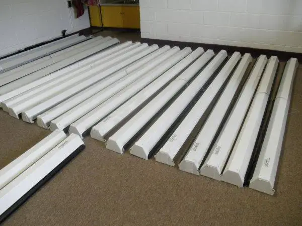 Projector Screens
