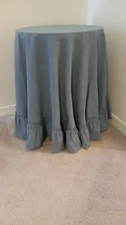 70 inch Diameter Round Tablecloth