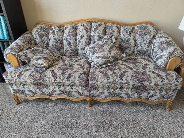 Floral Sofa, Oak End Tables and Lamps