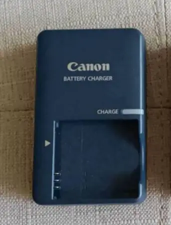 Canon OEM CHARGER CB-2LVG $10