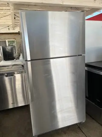 2023 Whirlpool Stainless Steel 21 Cubic Foot Top Freezer Refrigerator