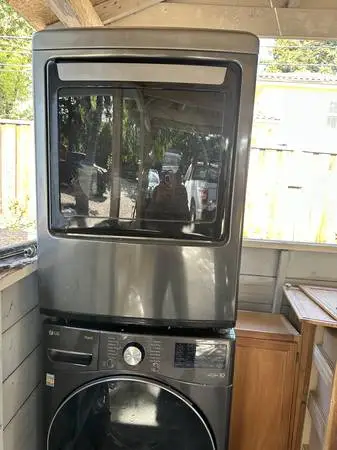 LG  Electric  Dryer