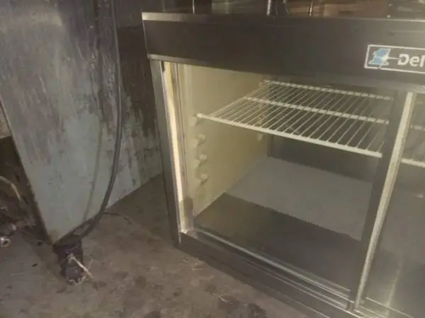 Delfield cooler counter top