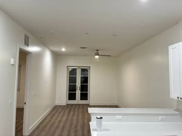 🎨 Professional Painting Services ✅ Residential and Commercial