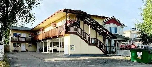 Corporate Furnished w Carport: Minutes to Regional Hospital/Downtown