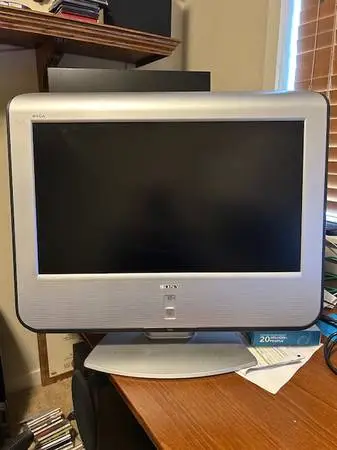 Sony Wega KLV-23M1 - 23-Inch TV
