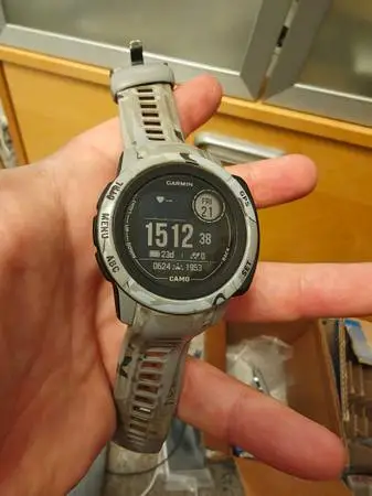 42mm CAMO Garmin Instinct 2s 23day battery