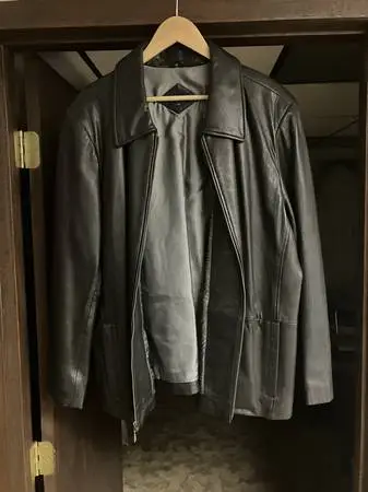 Womans Leather coat  (Black) 111STATE