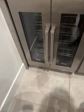 Used bar fridge not operating