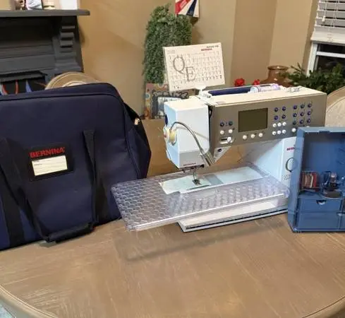 Bernini Aurora 440 Sewing Machine