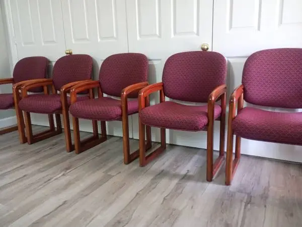 Very Nice Office / Conference Chairs!