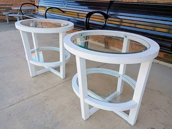π Beautiful Oval Glass Accent Tables!! ππ (55 ea)