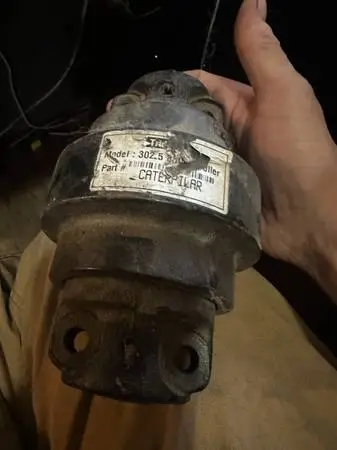 bottom roller for cat 302.5, 303, and 303.5 excavators