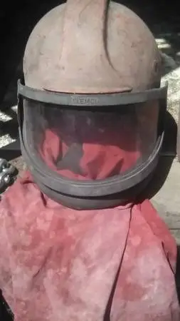 CLEMCO AIR SUPPLY SANDBLAST HOOD WITH WHIP 2 SECTIONS OF SAND HOSE