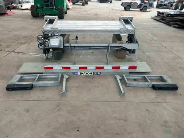2024 MAXON GPT3 LIFT GATE 3000LB • EXCELLENT CONDITION • READY TO WORK