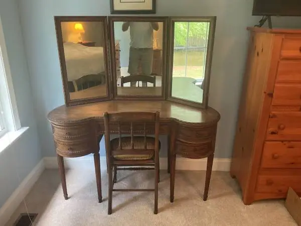 Antique Makeup Vanity Table with Chair and Mirror