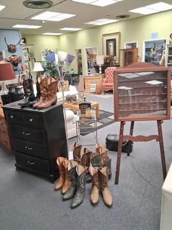 Indoor sale downtown. pics are from today 9/8