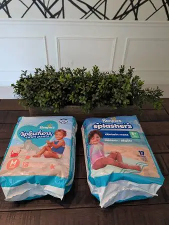*NEW* Pampers Splashers Size Medium (18 count) or Large (17 Count)