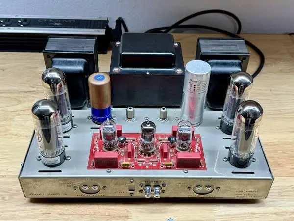 Dynaco ST-70 restored