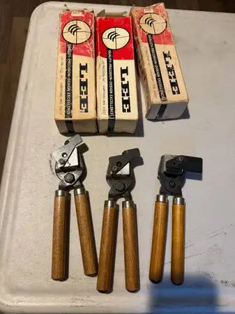 Lee bullet molds
