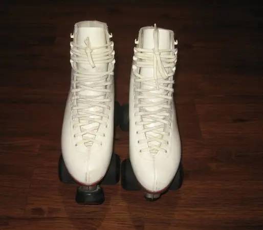 $599 Ladies Riedell Pro Padded Leather Roller Skates, High Quality!