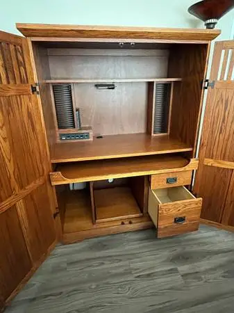 Oak Computer Desk & Workstation