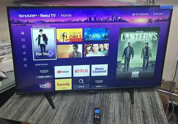 Sharp 50 inch LED Smart HD Roku TV w\Feet & Remote