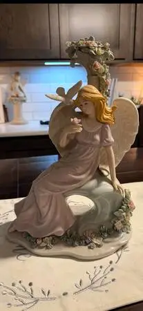 Vintage OWell Grandeur Noel Porcelain Angel Figurine Mint Numbered