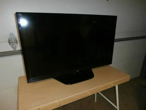 LG 39 flatscreen LED TV