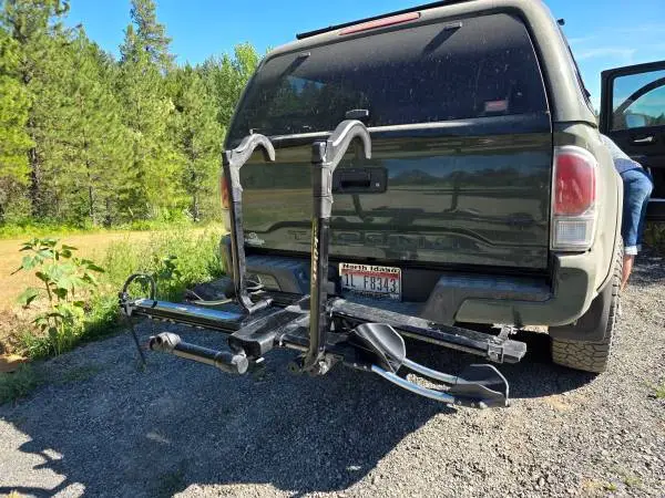 Kuat Heavy duty Bicycle/E-bike Rack w/ work stand