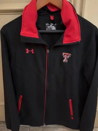 Reduced men’s size medium Texas Tech jacket