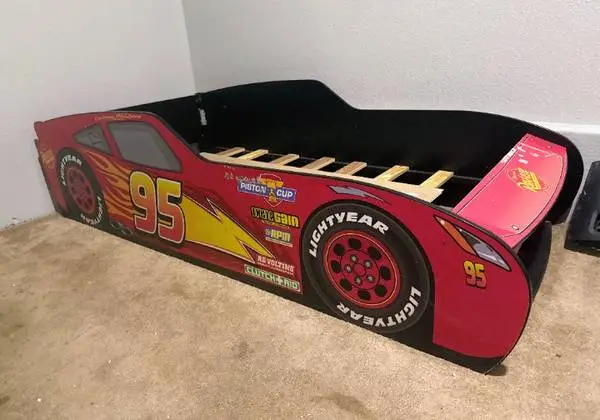Disney Cars Car Bed w/ Trundle