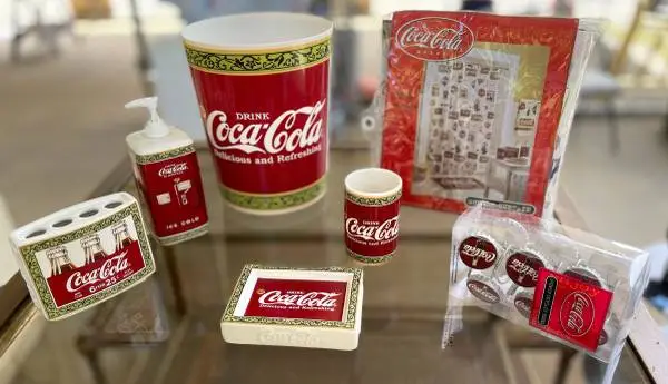 7 Piece Coca-Cola Bathroom Set – Never Used